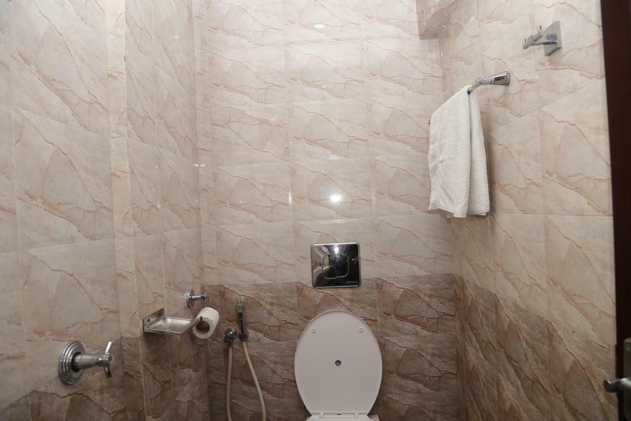 Kodavath Regency Alwaye 外观 照片