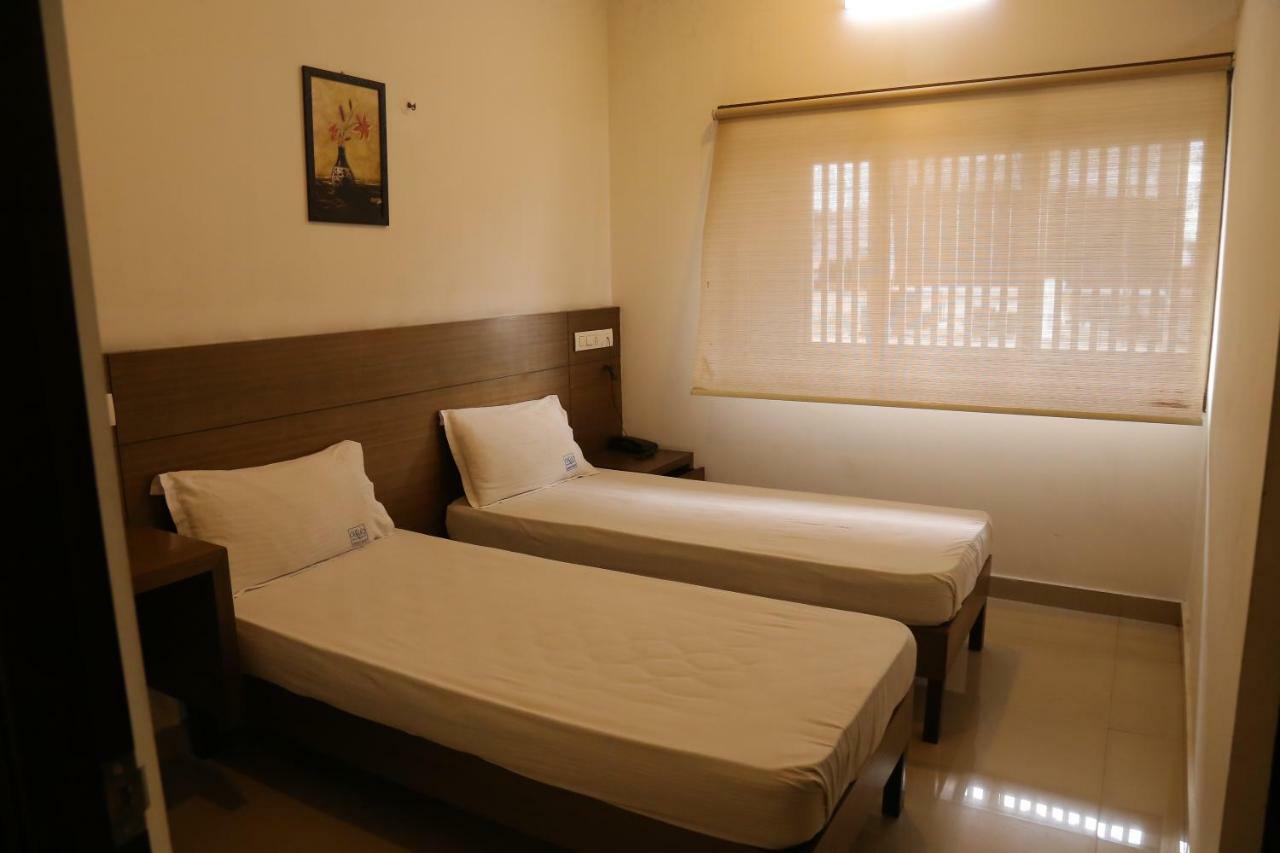 Kodavath Regency Alwaye 外观 照片